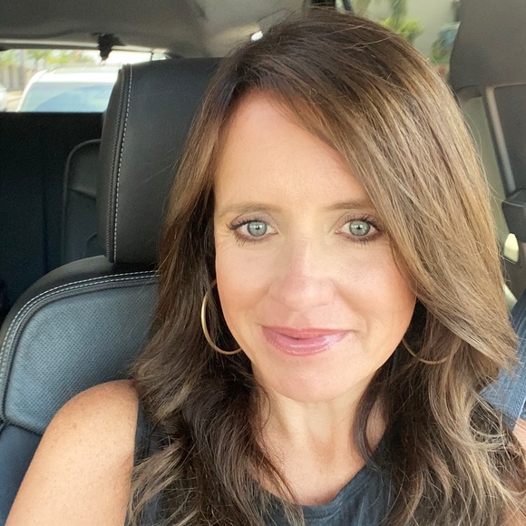 Meet your Posher, Kathleen - Picture 2 of 3